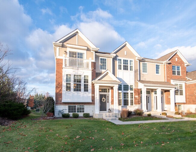Primary Photo - 4477 Monroe Ct