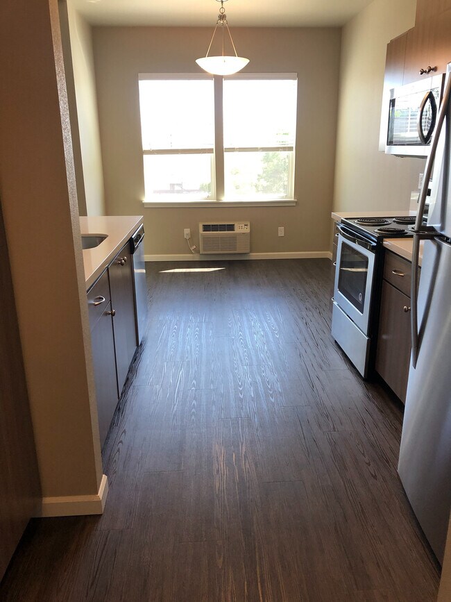 Entry Way/Kitchen - White Oak