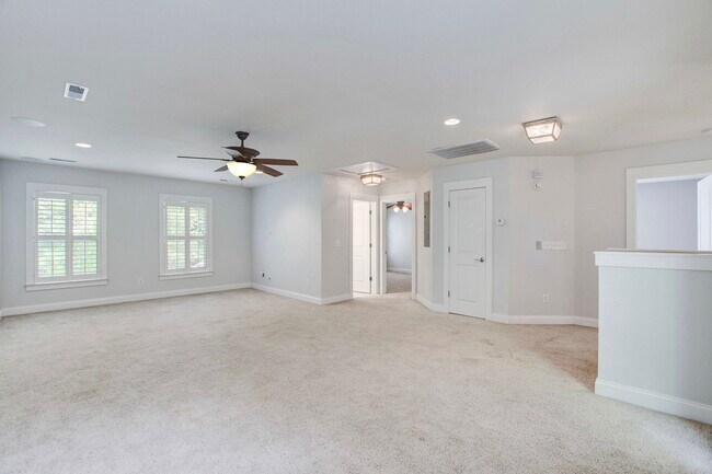 Building Photo - 1811 Luna Ct