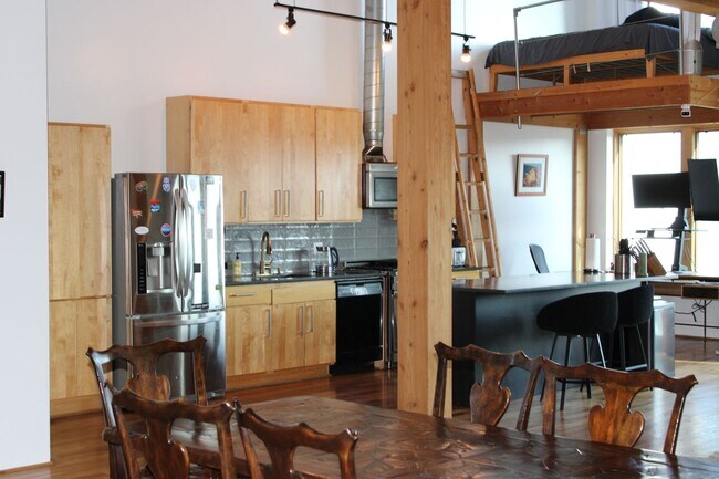 Building Photo - Full Service Executive Fully Furnished All Inclusive Architectural Penthouse Loft Downtown Denver