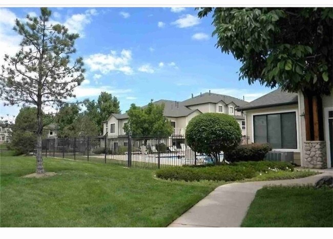 Building Photo - 8707 E Florida Ave