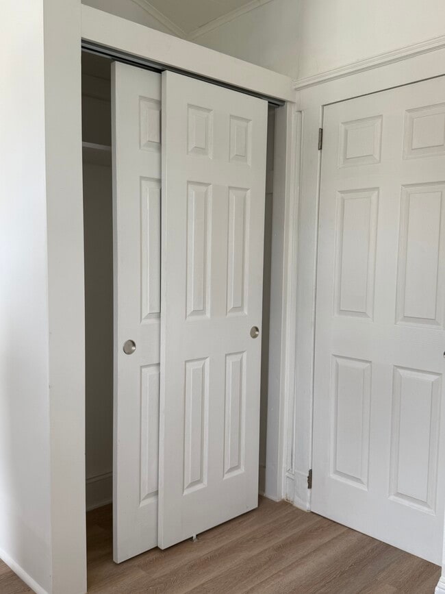 Building Photo - 342 E Westfield Ave