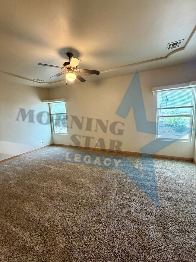 Building Photo - 3008 Escenico Ct