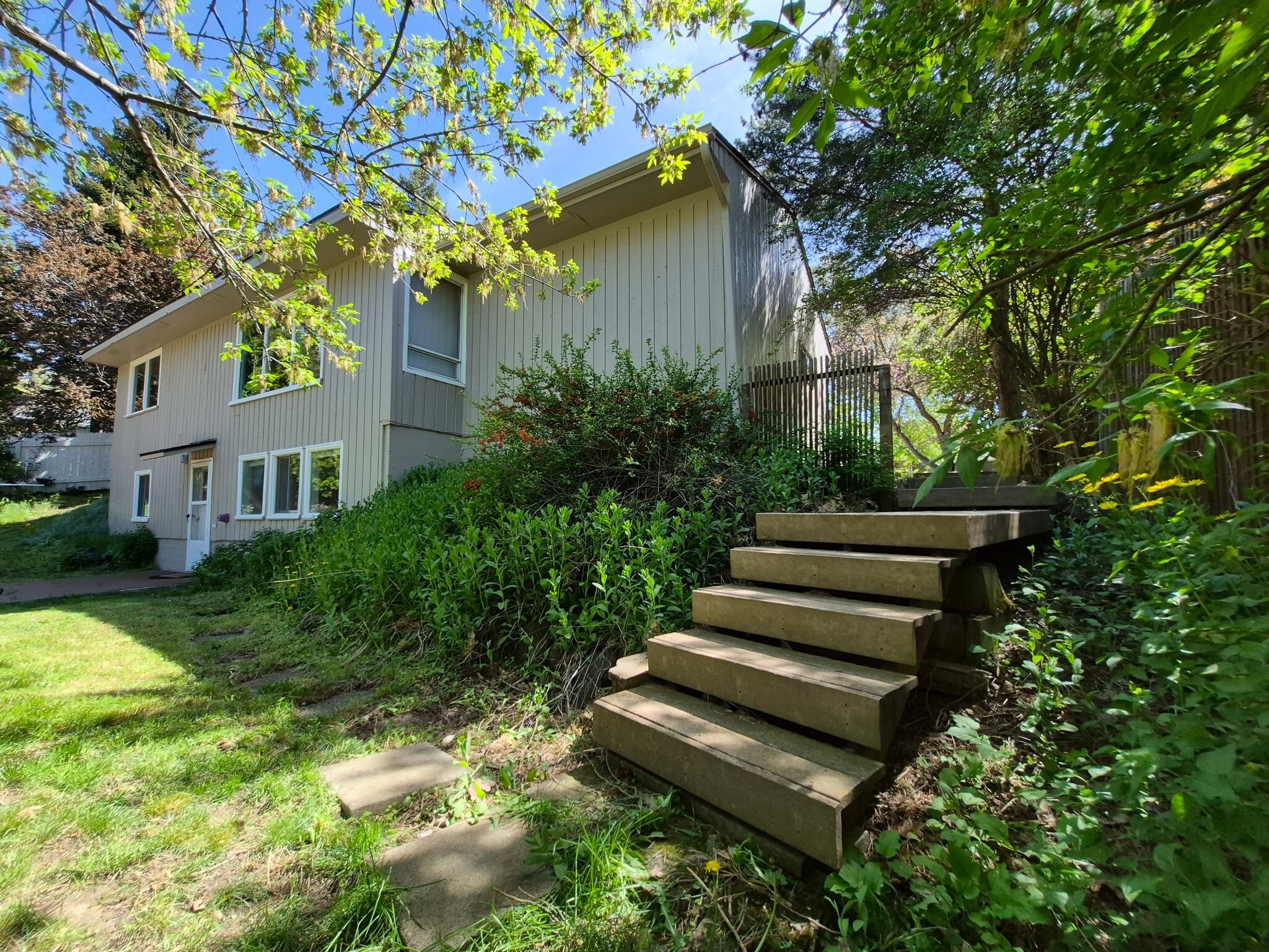 Building Photo - 1431 Alpowa Ave