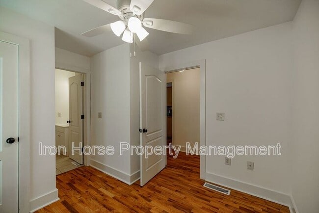 Building Photo - 205 Third Street