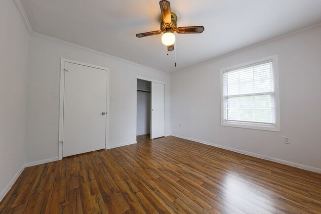 Building Photo - 1410 Herkimer St