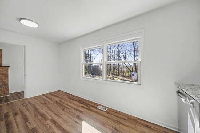 Building Photo - 2 Bedroom/2 Bath Home in Polkton