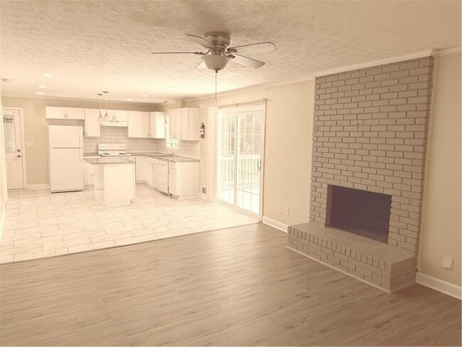 Building Photo - 4707 Riverwood Cir