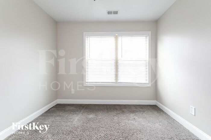 Building Photo - 6710 Sawnee Way