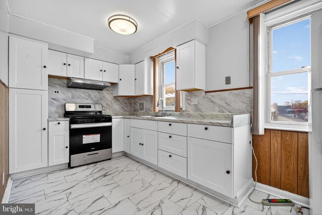 Building Photo - 9050 Convent Ave