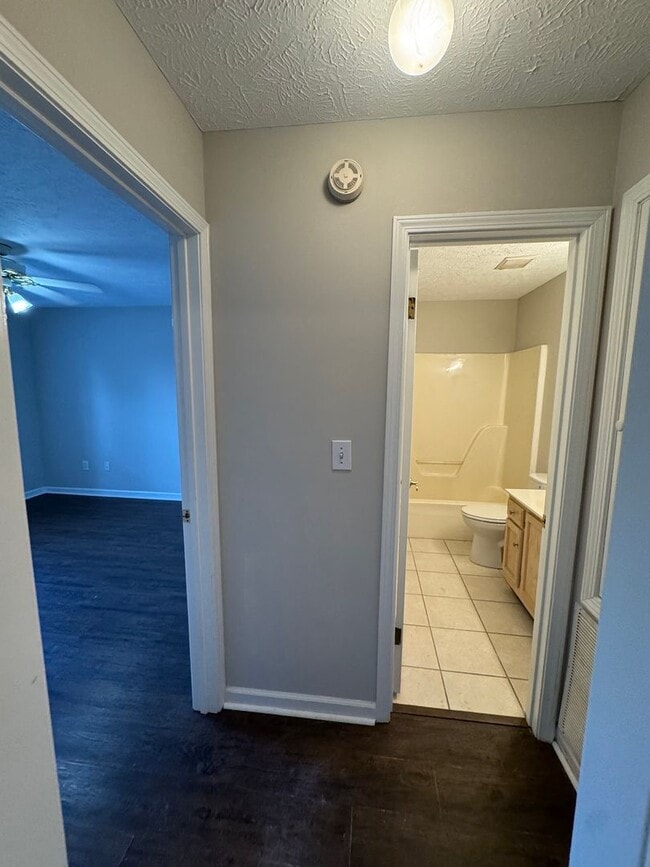 Building Photo - Immaculate East Chase Patio Home