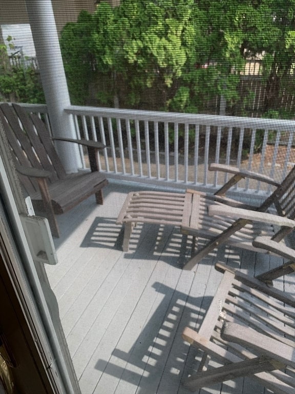 Building Photo - 62 Beach