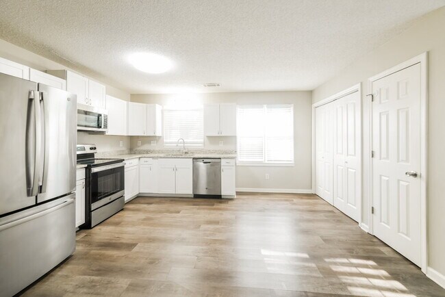 Building Photo - 4891 Country Cove Way