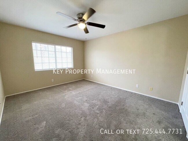 Building Photo - 3 BEDROOM 3 BATH TOWNHOME IN HENDERSON NEA...