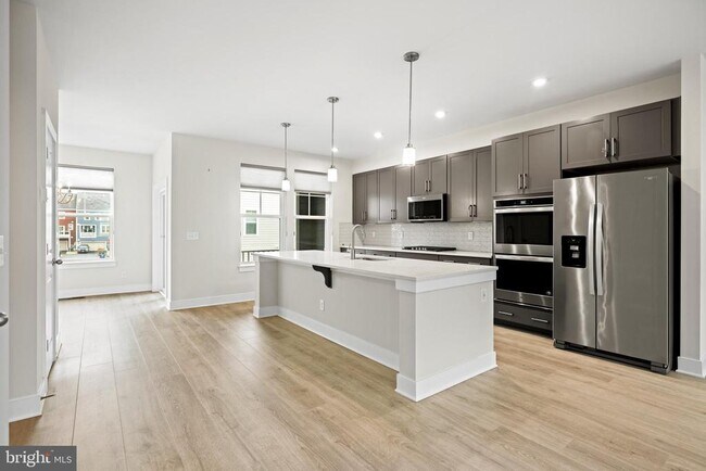 Building Photo - 1548 Meadowlark Glen Rd