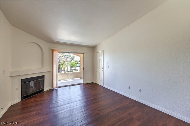 Building Photo - 7885 W Flamingo Rd