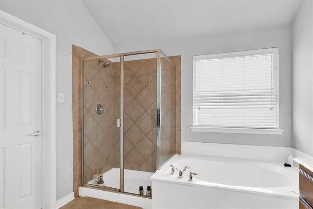Building Photo - 15742 Bull Run Dr