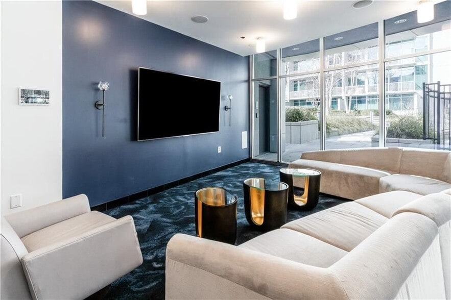 Building Photo - 44 Peachtree Pl NE