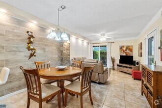 Building Photo - 606 Waterside Dr