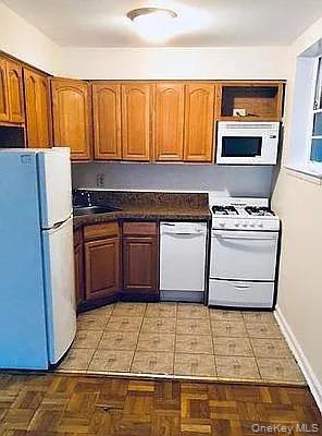 Building Photo - 1725 Edison Ave