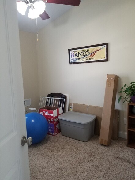 Building Photo - 1001 Ann Marie Dr