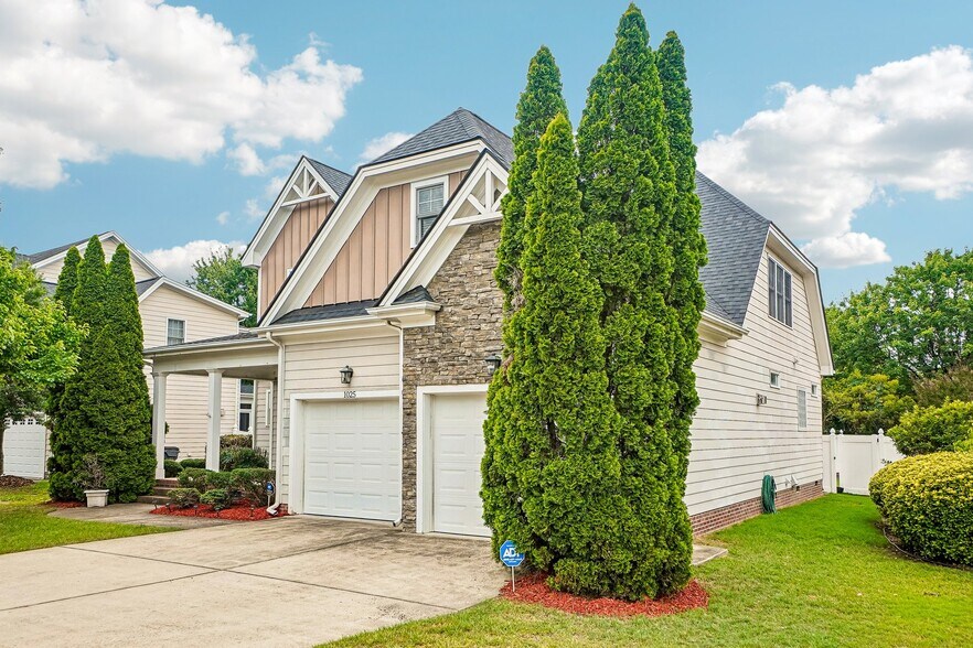 Building Photo - 1025 Princeton View Ln