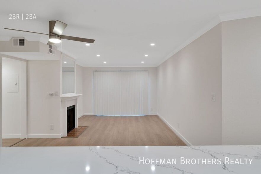 Building Photo - 1520 N Vista St