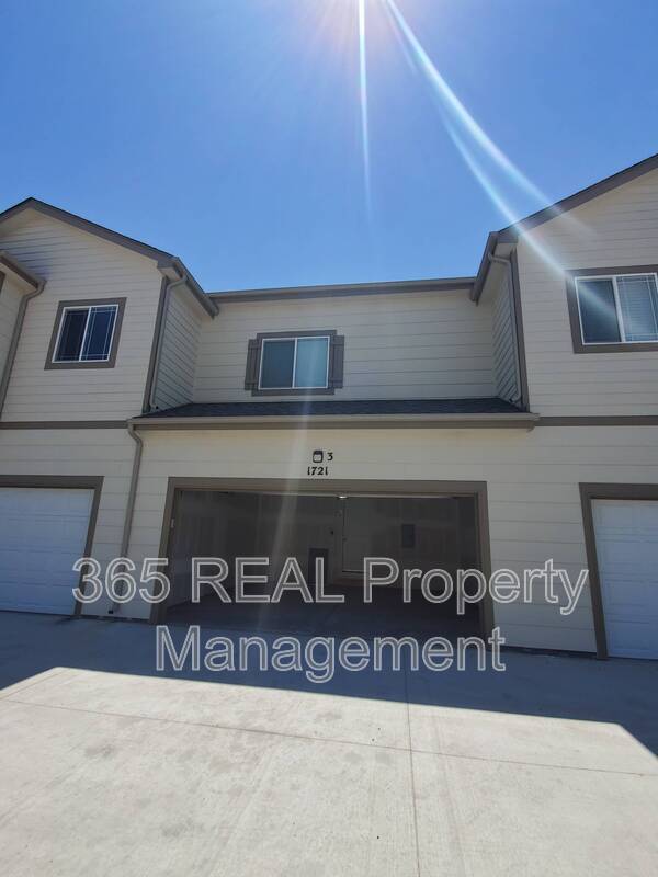 Building Photo - 1721 Westward Cir