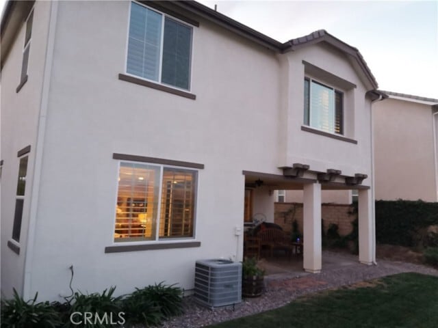 Building Photo - 28934 W Hills Dr