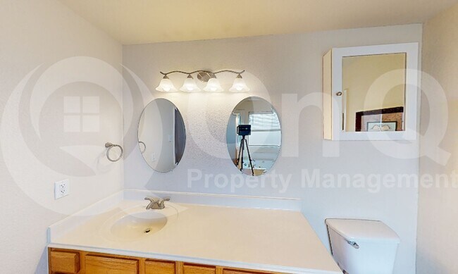 Building Photo - 4137 Capstone Dr