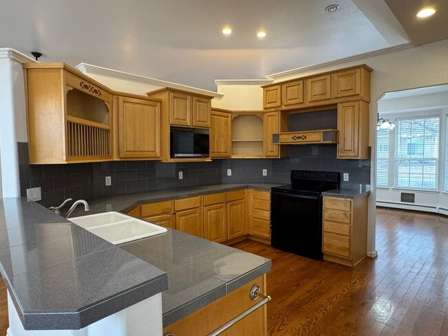 Building Photo - Spacious Single-Level Home in the Redlands w/ Private Yard & Thoughtful Layout!!!