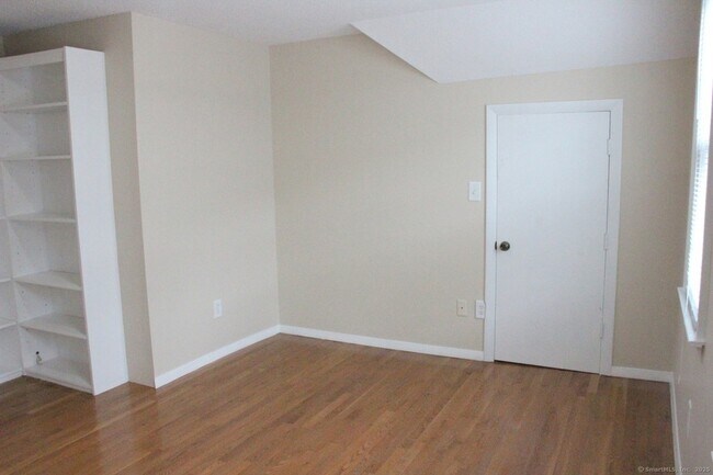 Building Photo - 97 Brownell St
