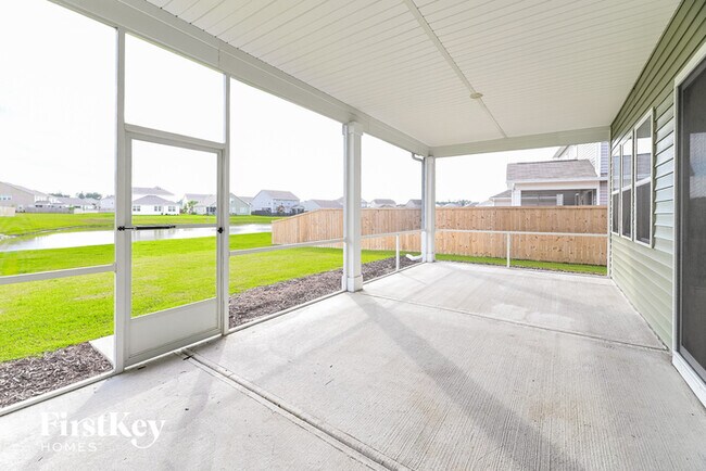 Building Photo - 405 Ribiero Dr