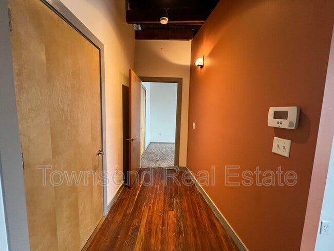 Building Photo - 159 Maxwell St