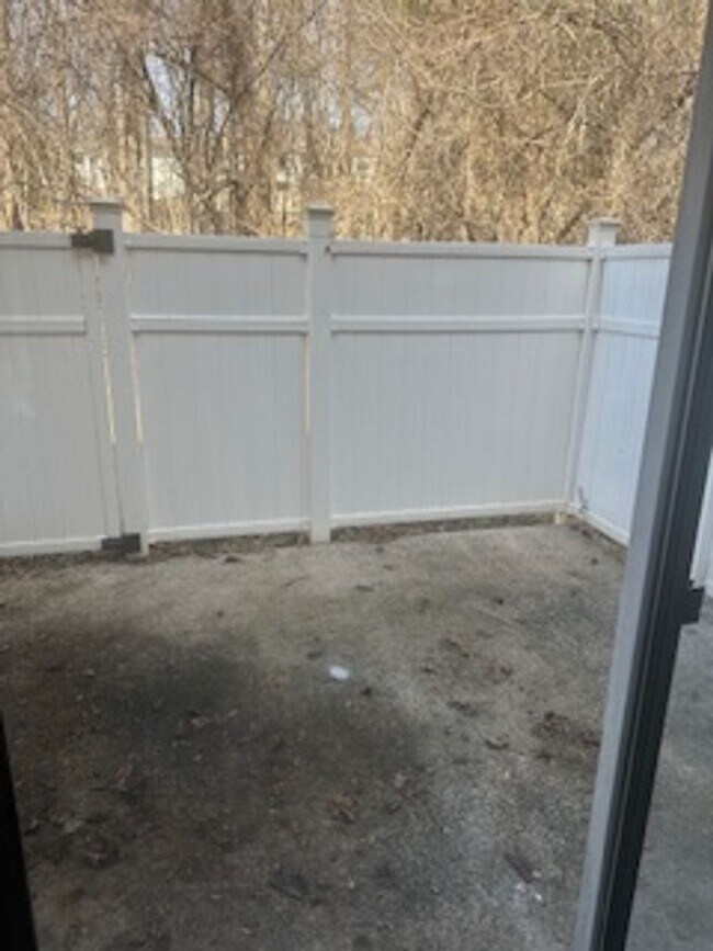 Building Photo - 3531 Lynhaven Dr