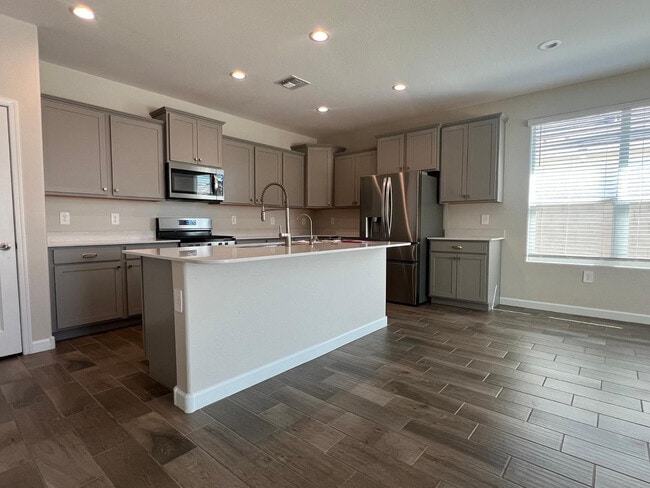 Building Photo - 37805 W San Alvarez Ave