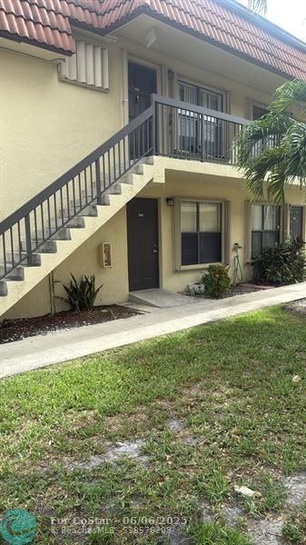 Building Photo - 501 NW 100th Pl