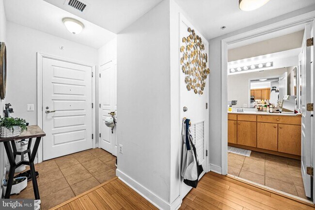 Building Photo - 631 D St NW