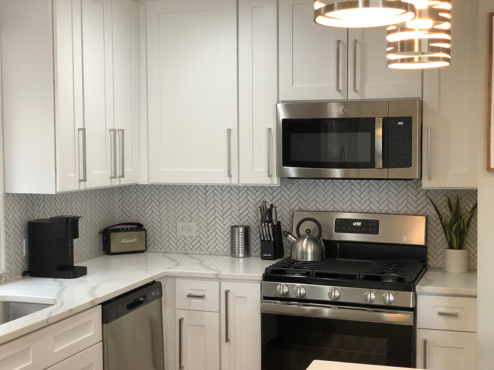 Building Photo - 9425 S Indiana Ave