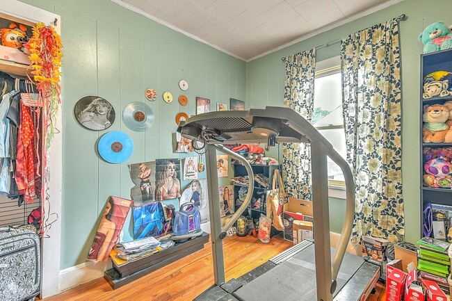 Building Photo - Charming 2BR House in Kingsport
