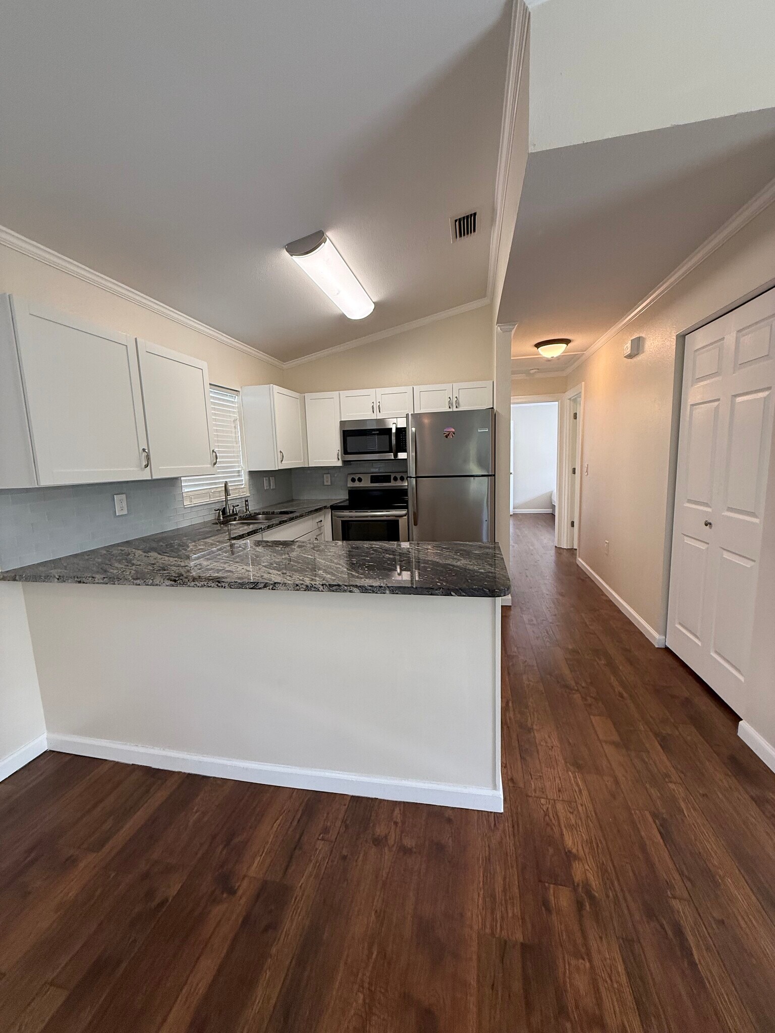 Building Photo - 107 58th St E