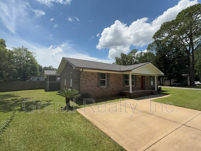 Building Photo - 6709 US-90