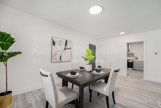 Building Photo - 1580 S Krameria St