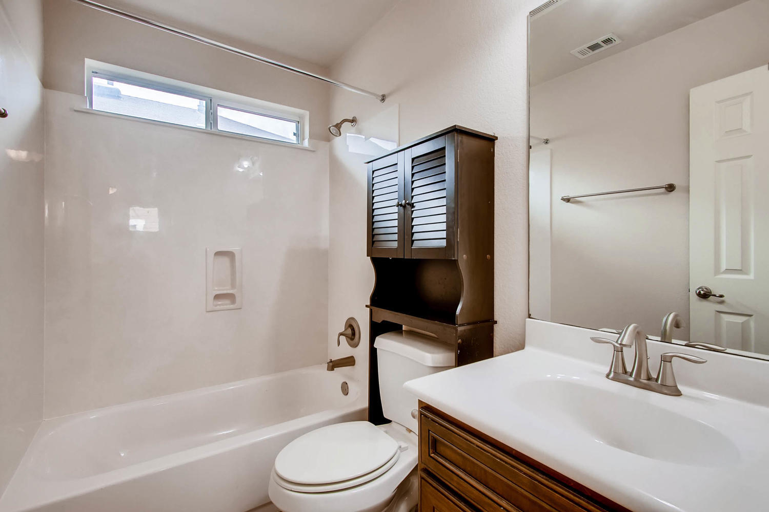 Upstairs 2nd bathroom with nice storage! - 1813 Carlson Drive