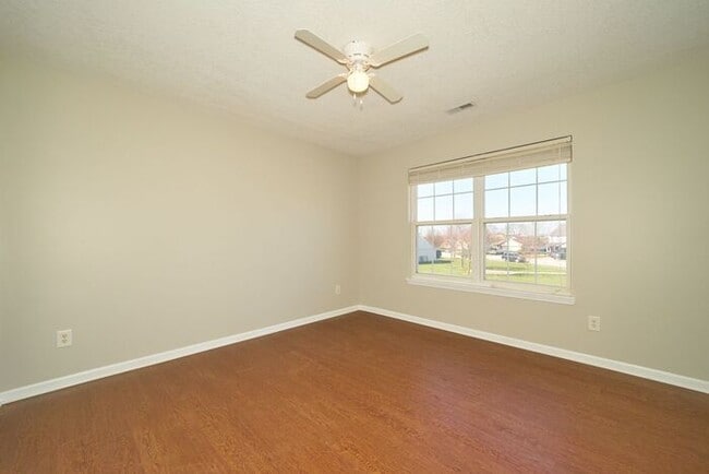 Building Photo - 4 Bedroom in Perry Township!