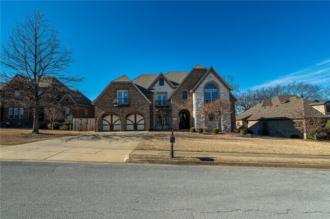 Building Photo - 5106 S Sloan Cir