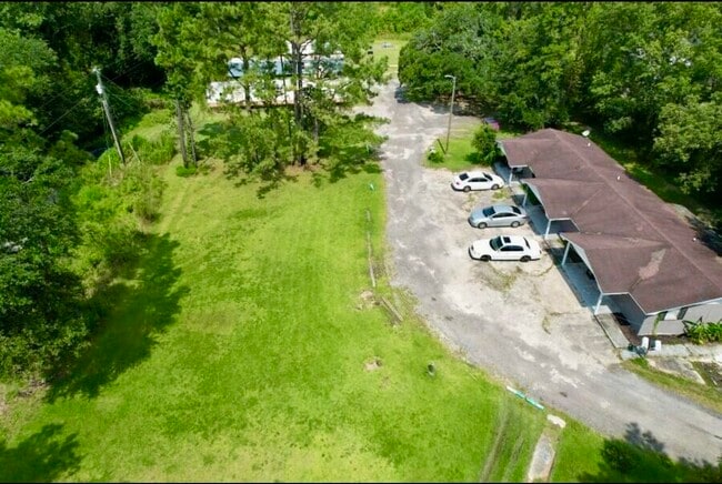 Primary Photo - 125 Tigers Den Ln