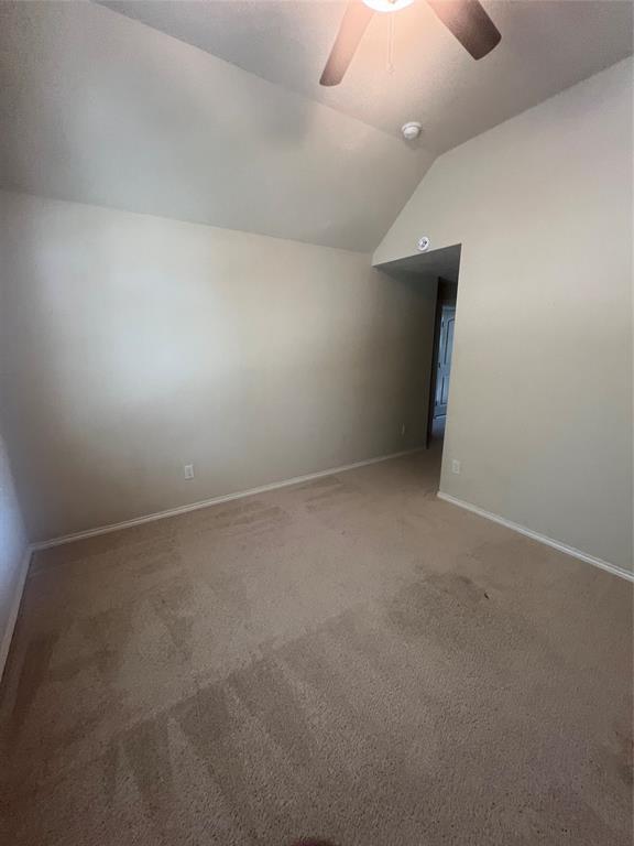 Building Photo - 2911 Meadows Pond Ln