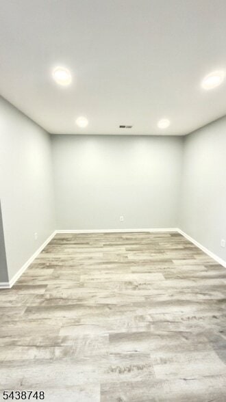 Building Photo - 319 Hannah Way