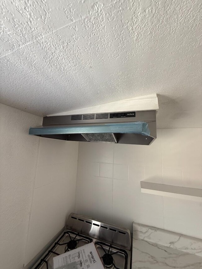 Building Photo - 66321 Buena Vista Ave